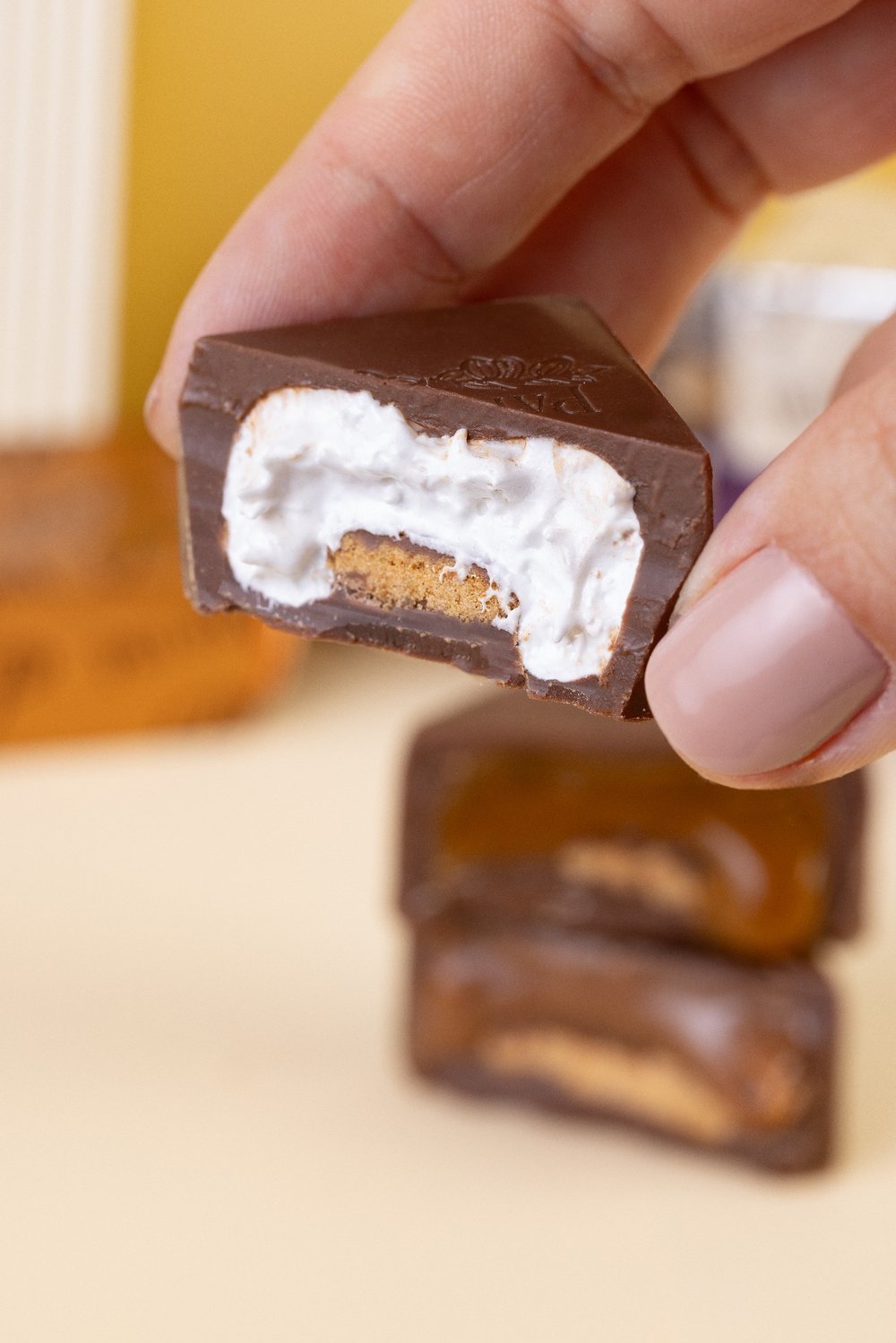 Bruxinhas Mistas com Marshmallow - Pacote com 12 unidades