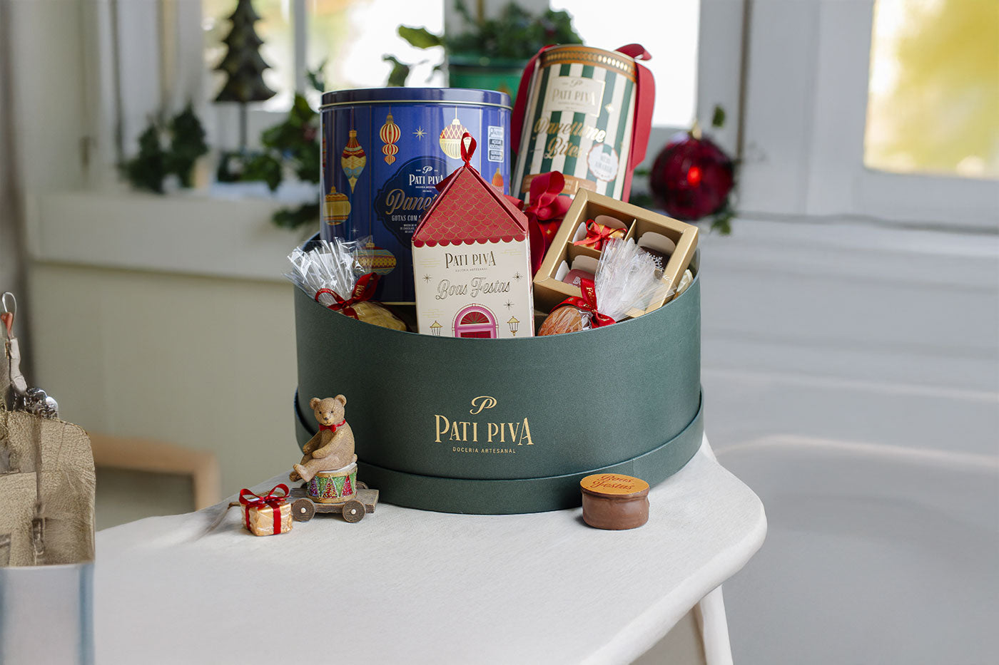 Imagem Cesta de Natal Redonda Pati Piva