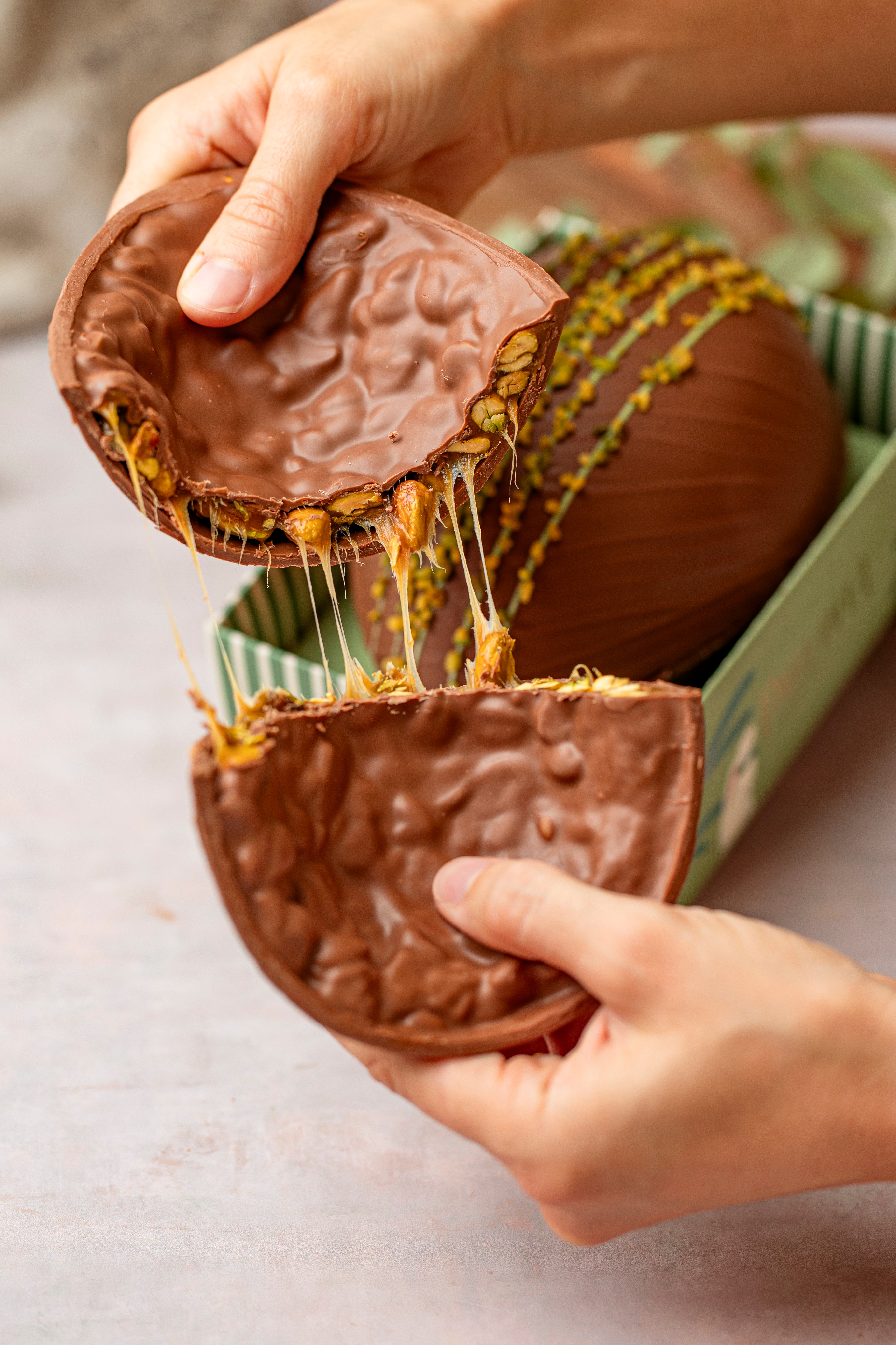 Ovo de Pistache - Puxa-Puxa Tamanho G