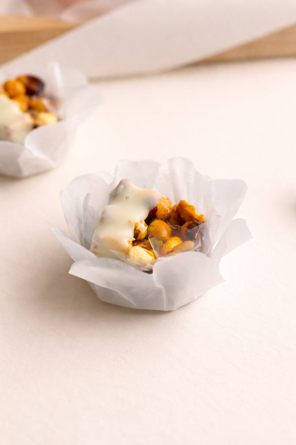 Caixa com Rosas ao Leite e Puxa Puxa de Pistache - Dia das Mães