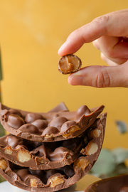 Ovo Macadâmia Caramelizada Salgada - Tamanho G