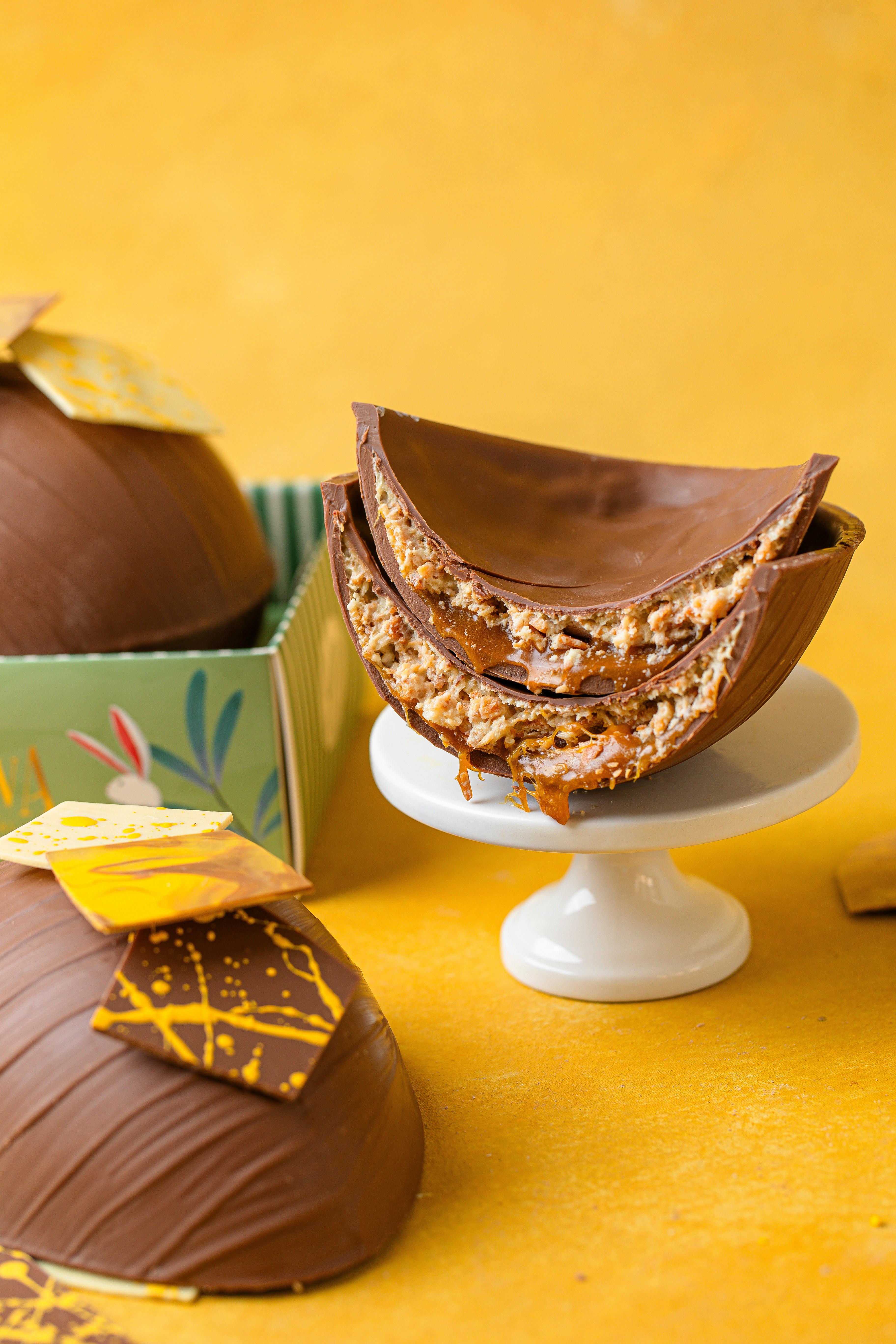 Ovo Caramelo de Maracujá e Coco Crocante G
