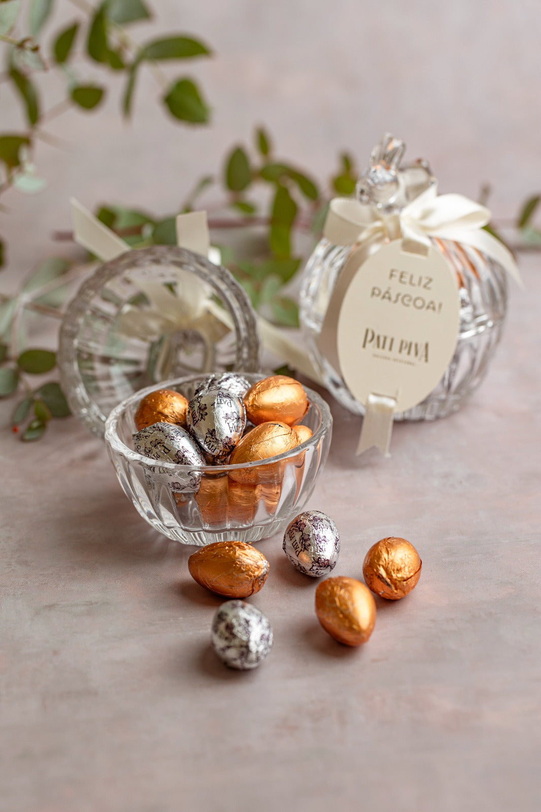 Pote de esfera de vidro com Tampa de Coelho e ovinhos