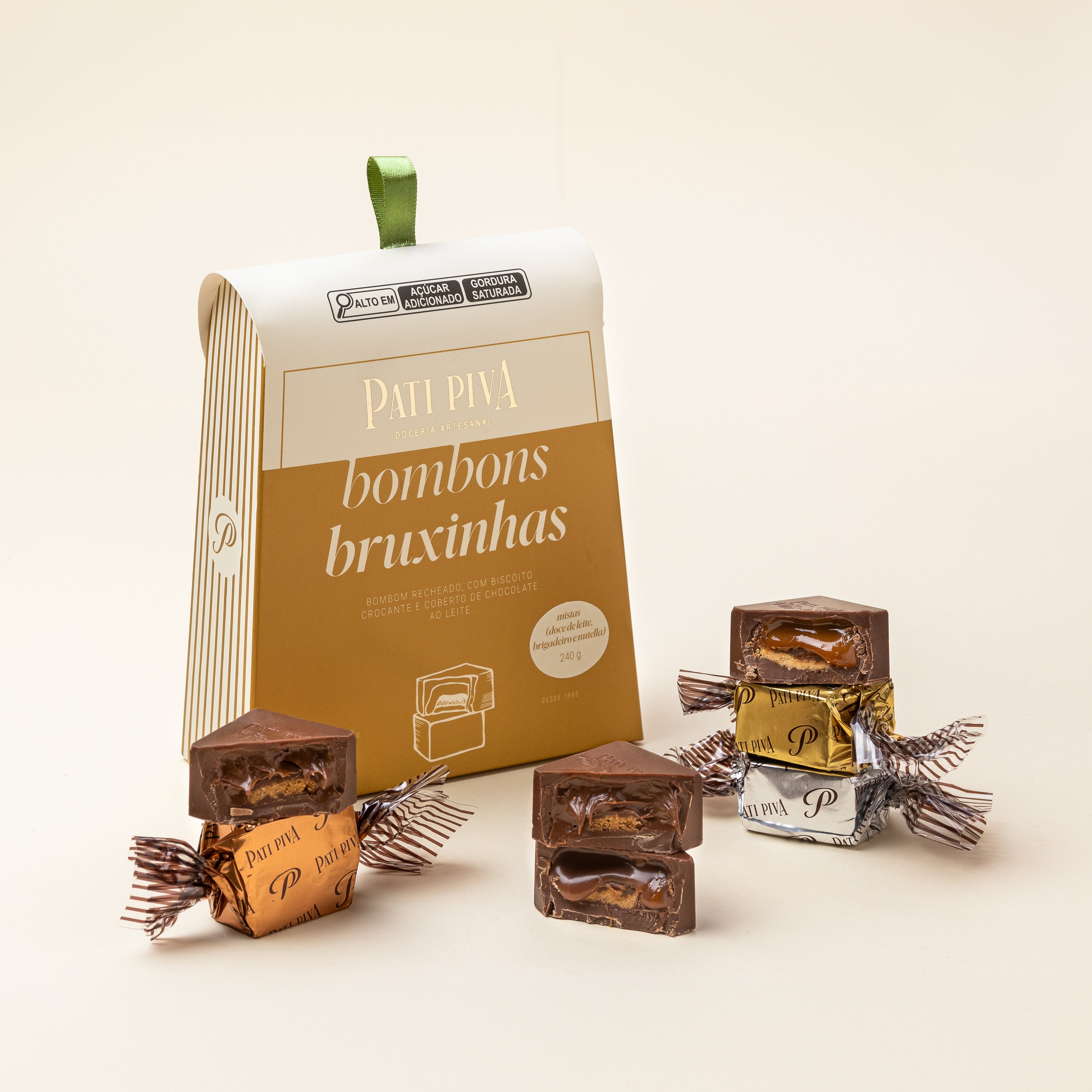 Cesta Docinhos, Trufas e Bruxinhas - Tamanho G