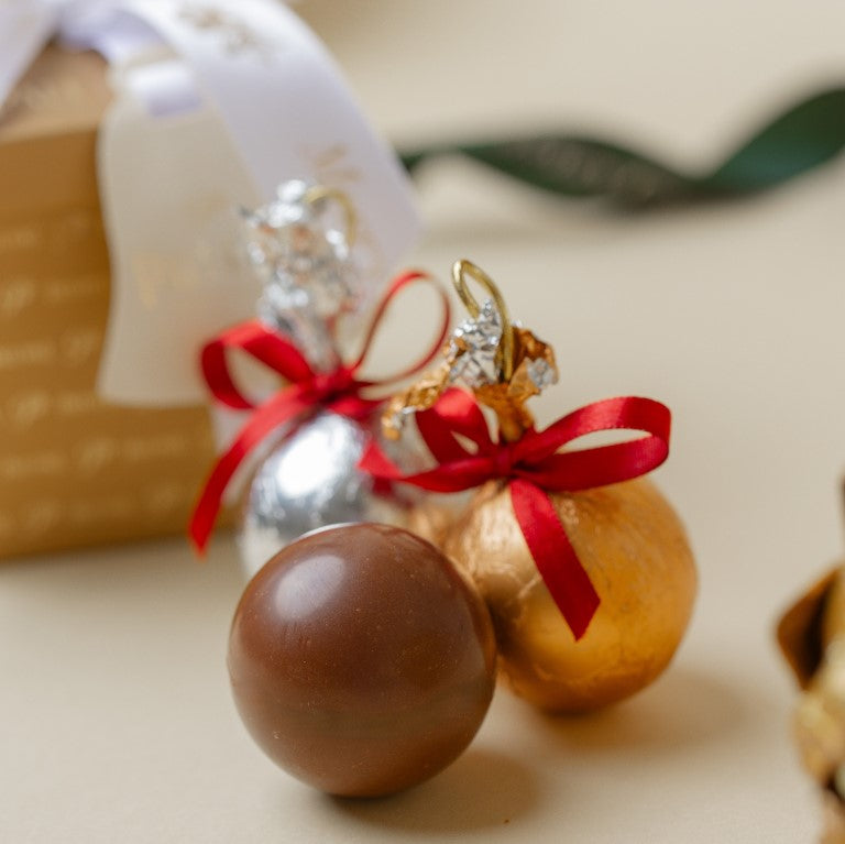 Caixa Presentinho de Natal - Com Bolas de Brigadeiro e Marshmallow