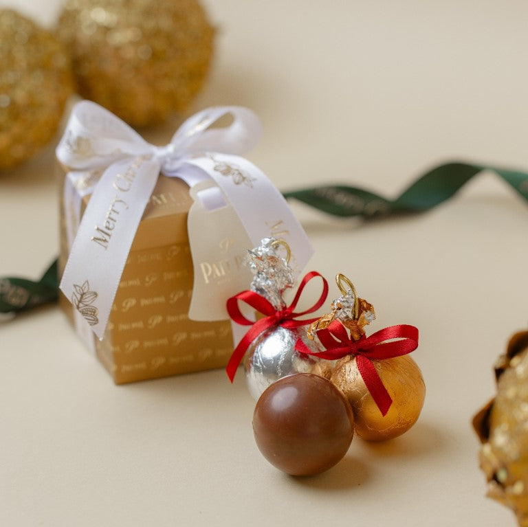 Caixa Presentinho de Natal - Com Bolas de Brigadeiro e Marshmallow