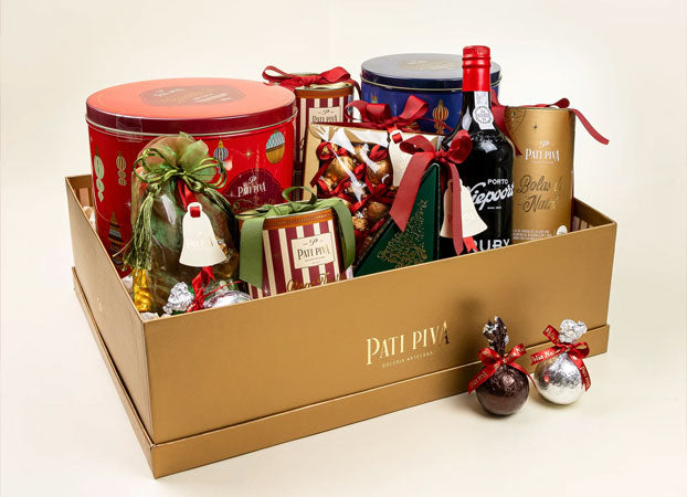 Cesta Natalina GG com Chocolates, Panettones e Vinho