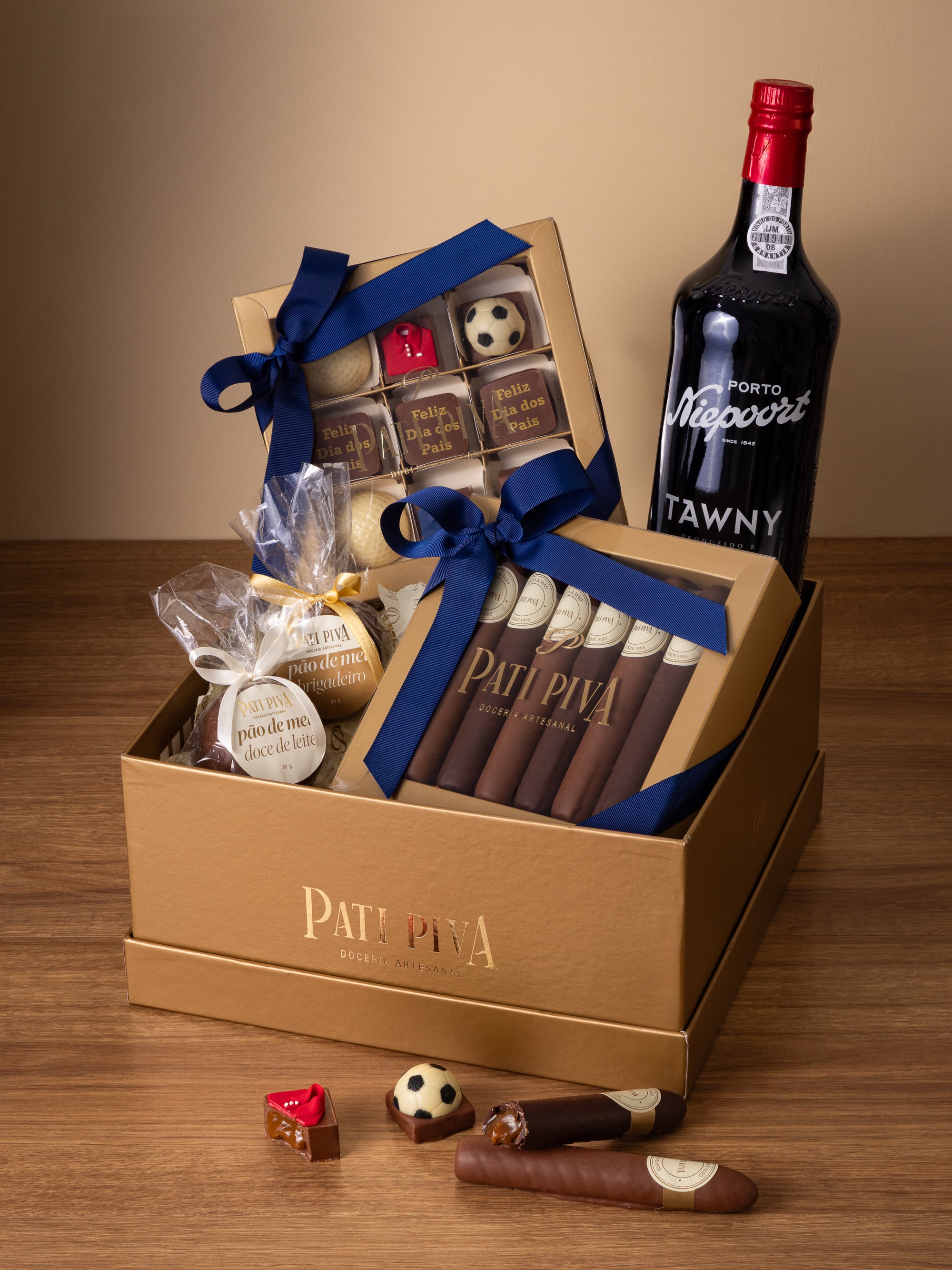 Cesta com Vinho do Porto, Bombons e Canudos - Dia dos Pais