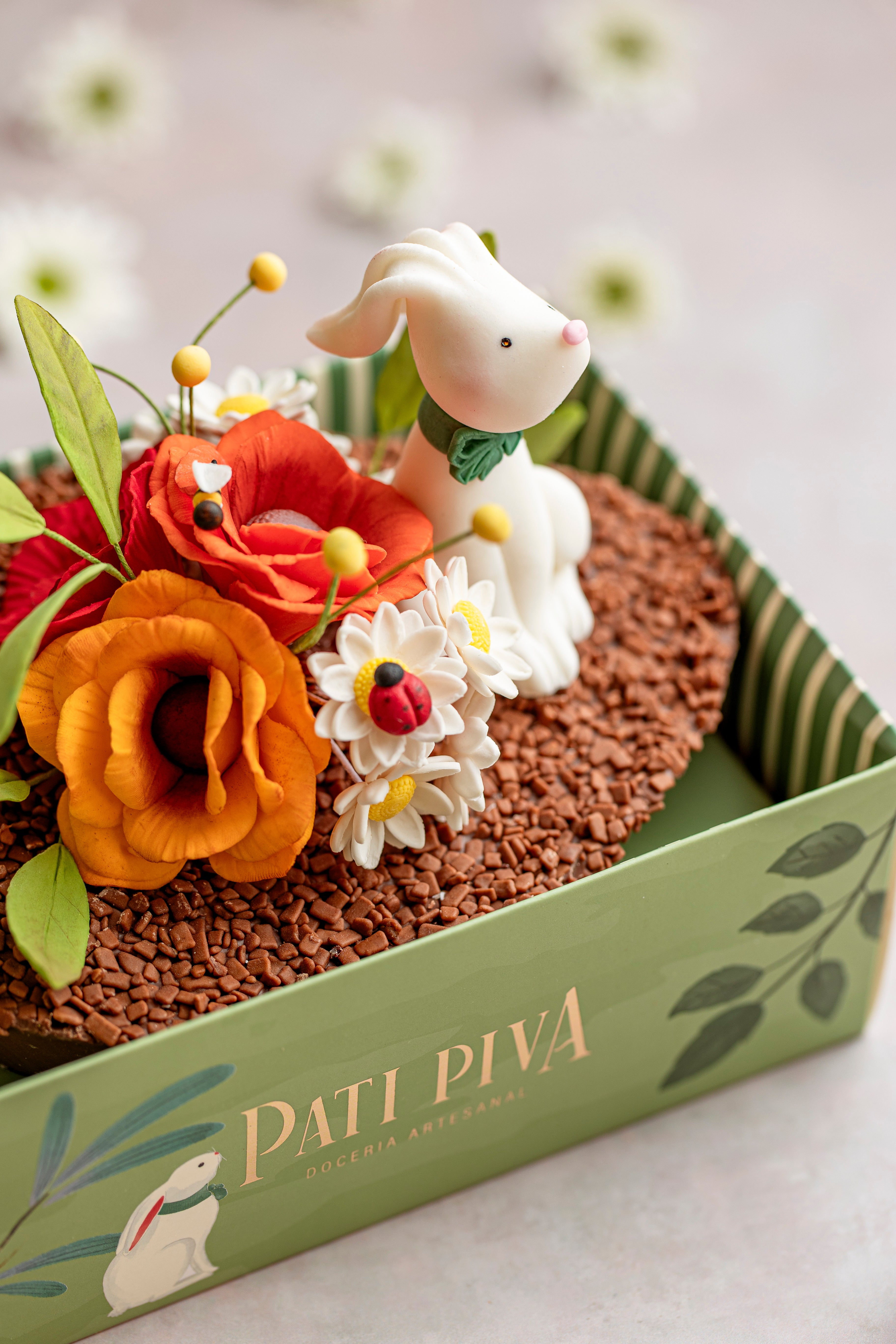 Ovo de Colher Decorado - Jardim de Flores